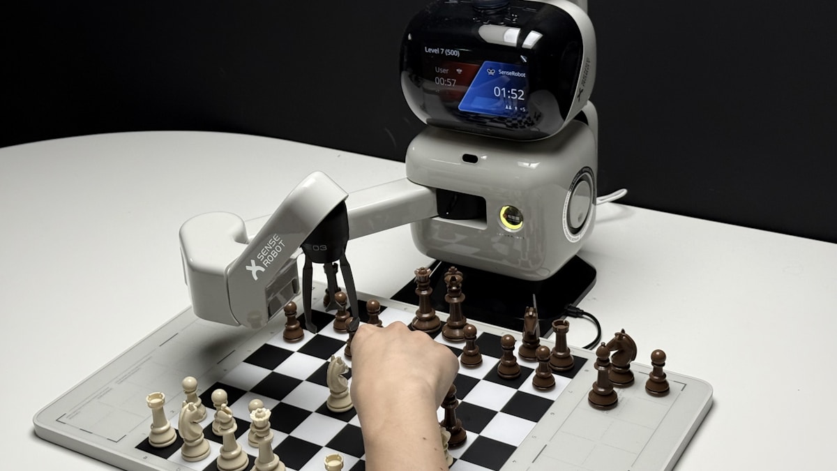 エージェンティックRAGとは | 「検索をやり直せるAI」が従来RAGを超えた仕組み